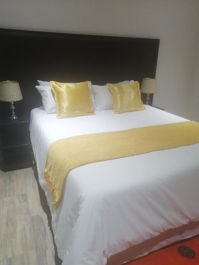 Lala Poa Guest House Klerksdorp Exterior photo